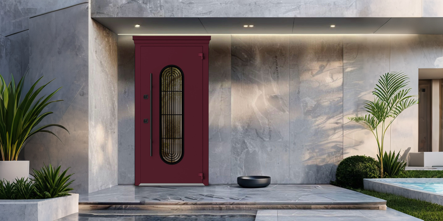 Уличная входная дверь